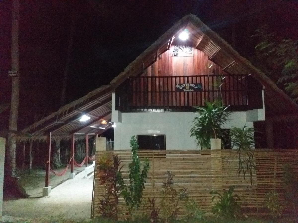 Butterfly House, Libertad, General Luna, Siargao, Filipinas Villa General Luna  Dış mekan fotoğraf