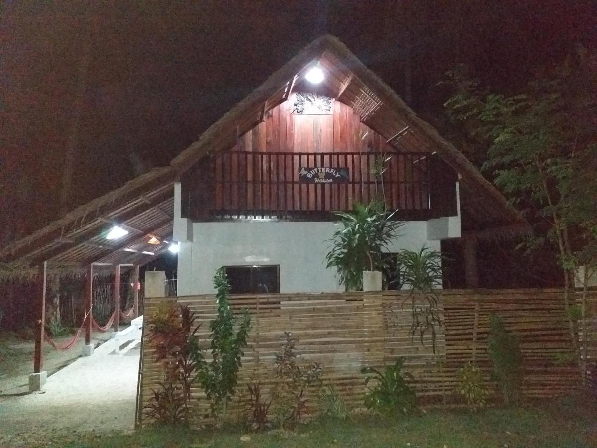 Butterfly House, Libertad, General Luna, Siargao, Filipinas Villa General Luna  Dış mekan fotoğraf
